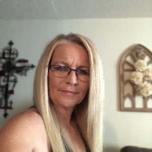 Meet your Posher, Twila